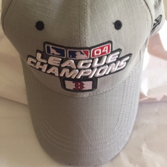 Boston Red Sox, 2004 World Series League Champions Baseball Hat - Picture 2 of 8